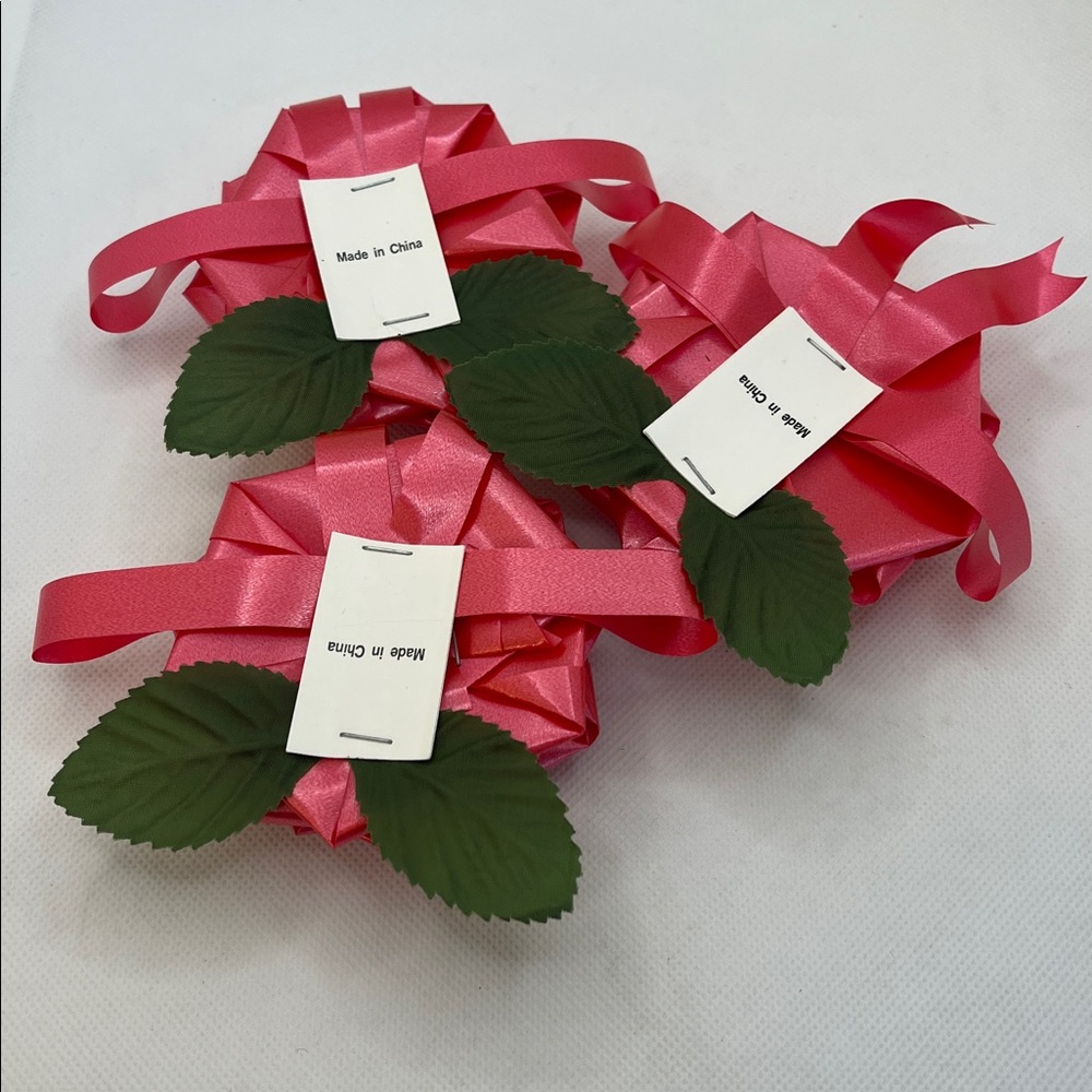 Current Vintage Set of 3 Ribbon Roses - Picture 4 of 6